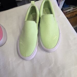 Pastel Green Sneakers with Textured Fabric and Thick Sole